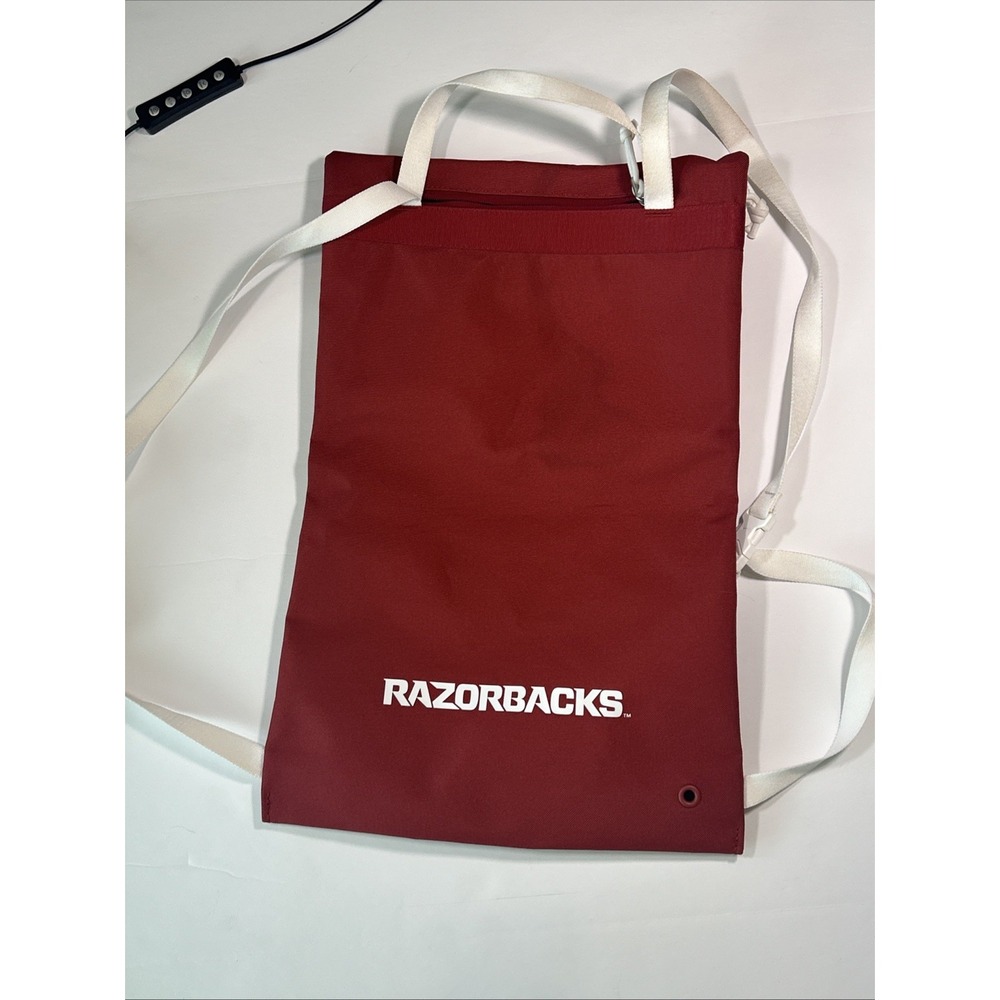NWT, Nike University Of Arkansas Zippered Back Pack - Picture 4 of 6